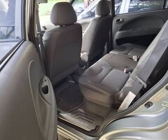 售Mitsubishi,三菱,zinger廂型車,自排,2.4L,5人座,超低里程,原鈑件,可客貨兩用,商用車