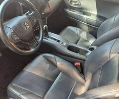 售超便宜跨界休旅車,Honda,本田,HR-V,1.8L,5門,原鈑件,i-key,免用鑰匙啟動,黑內裝,黑皮椅,超省稅金