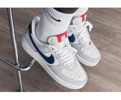 Undefeated x Nike Air Force 1 聯名球鞋再推全新配色，你受得了嗎？