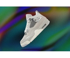 Jordan 4 代產品故事與經典配色！