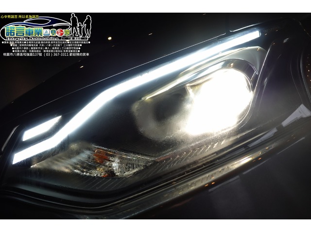 2016年 OUTLANDAR 2.4  4WD 5+2 七人座 旗艦型 