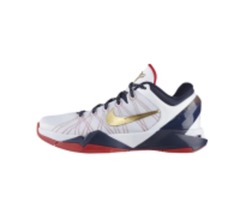 Kobe 6 到 Kobe 7：科比球鞋的進化之旅與性能巔峰
