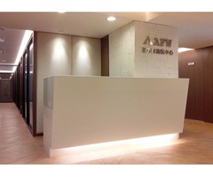 全方位商務中心，即享有貼心免費的服務，收發信件、會議室使用、訪客接待。