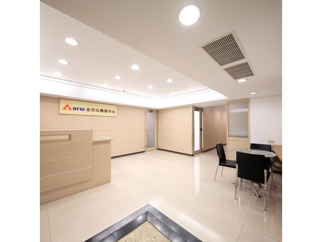 優質舒適小型辦公室出租，24H保全門禁，使用時間不受限！免費提供會議室，可工商登記！
