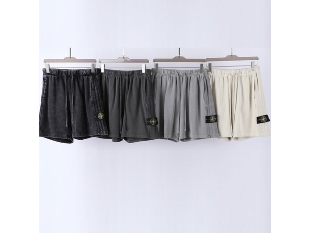雨天也能帥！Stone Island機能外套實測：防水透氣真的不是噱頭？