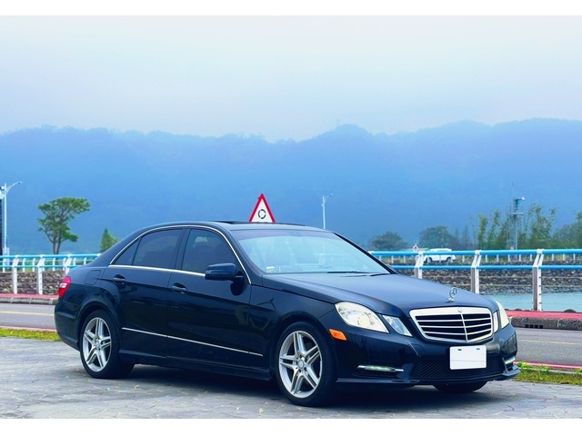 M-BENZ  E350 avantgarde 車況健康，第三方認證資料齊全，原版件