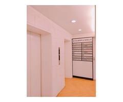 登記在全方位商務中心，即享有貼心免費的服務，收發信件、會議室使用、訪客接待。