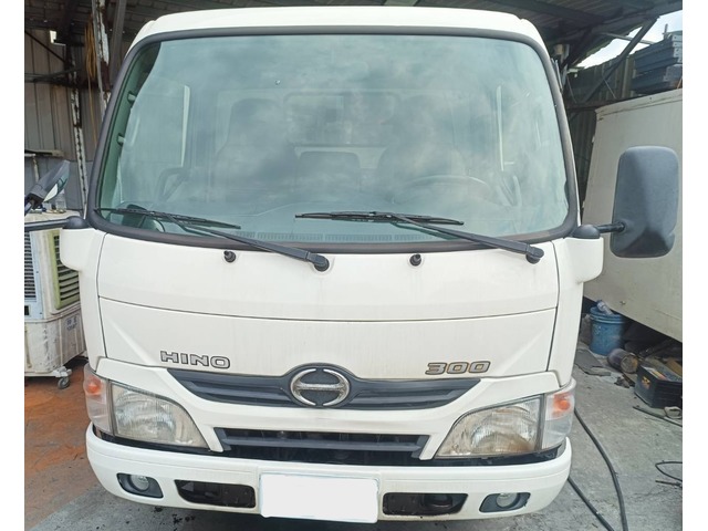 售超便宜貨車,Hino,一番長,Toyota,豐田,3.49噸,14尺,6輪,白色,手排,商用車