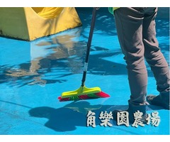【桃園】潔淨一池藍靜待夏日歡笑，角樂園農場！