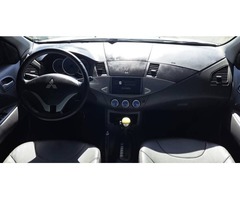 售Mitsubishi,三菱,zinger,自排,2.4L,5人座,低里程,超便宜廂型車,可客貨兩用,商用車