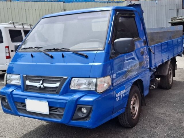 台中超便宜得利卡貨車,有升降尾門,超低里程,手排,2.4L,買到賺到