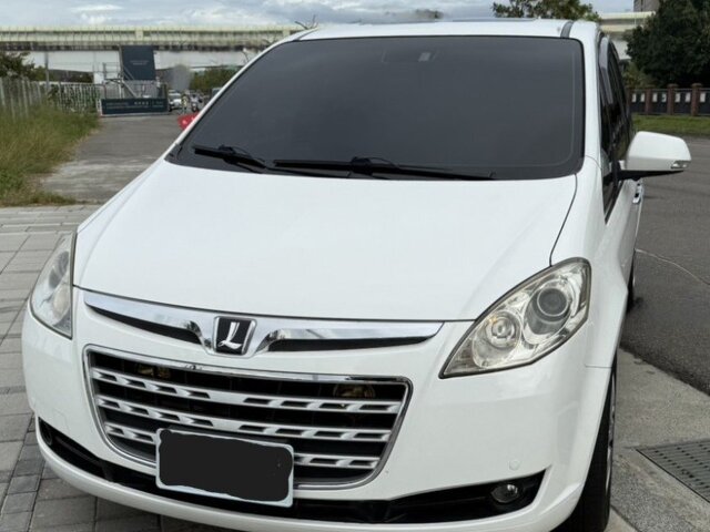 超便宜7人座休旅車,Luxgen,納智捷,M7渦輪2.2L,7人座,5門,i-key,免用鑰匙啟動,白色,低里程